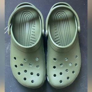 Crocs clogs